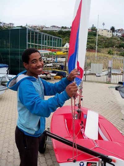 Birth certificate rule threatens local sailor's chances