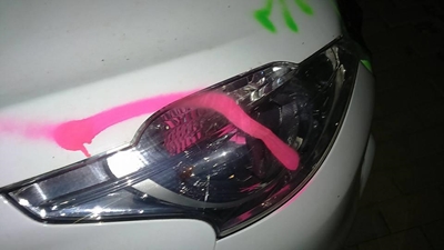 Voertuig in Wesbank gevandaliseer