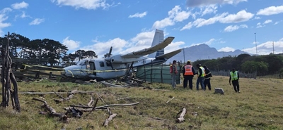 Cause of crash landing was apparently double engine failure