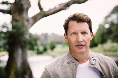 James Blunt heading to SA: ‘I’m looking forward to crowd surfing at a venue near you…’