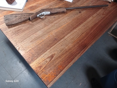 11-jarige sterf in tragiese tuisgemaakte vuurwapenvoorval