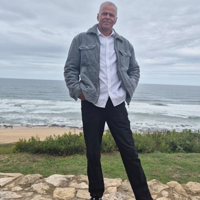 'I never saw it coming': Man bitten by seal recounts event