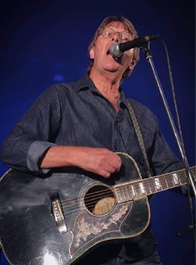 Vernon, Barend to sing golden oldies
