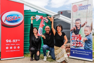 Early Christmas gift for Life Community Services from Garden Route golfers