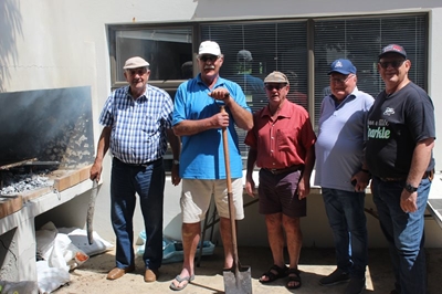 Huis Stilbaai bederf met braaivleis 