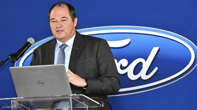 Novel times in the motor industry
