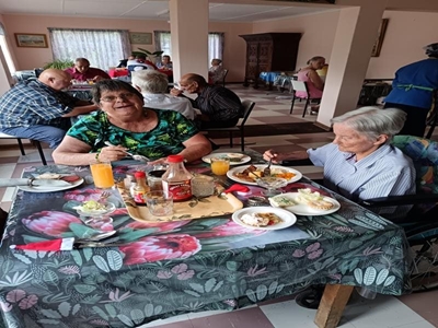 Tehuis bederf inwoners op Kersdag