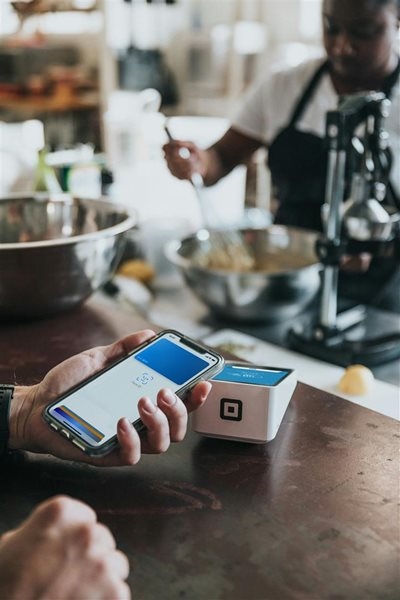 Tap-and-pay becomes more popular among South Africans