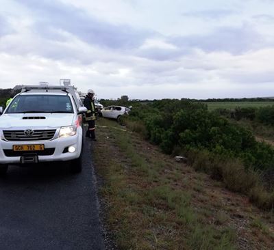 Een dood na kop-teen-kop botsing