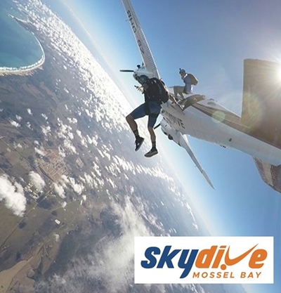 Skydive Mossel Bay's static line course: A great way to get into the world of skydiving