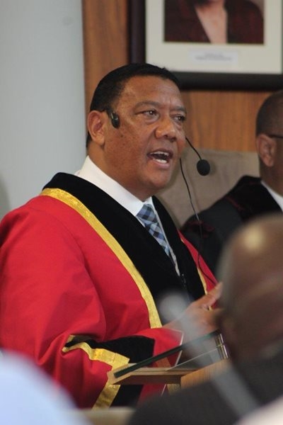 DA wants to suspend mayor following damning report