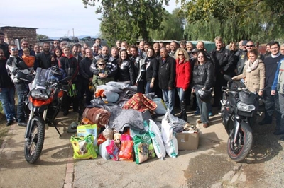 Motorfietsrit ten bate van diere