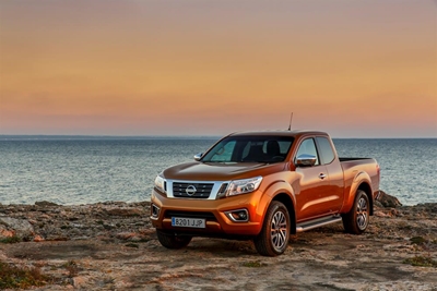 Navara writes its own rules