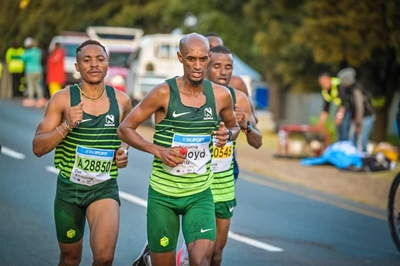 Lloyd's legs carry him through Two Oceans
