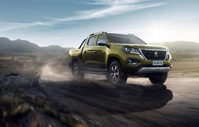 New Peugeot Landtrek: Live Bigger