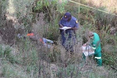 Manhunt for killers