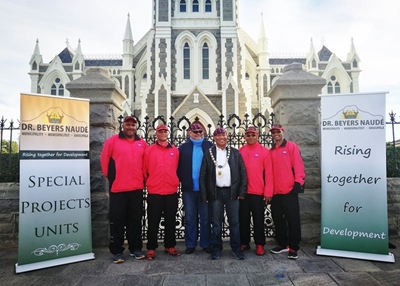 Mercy Marathon makes a pit-stop in Graaff-Reinet