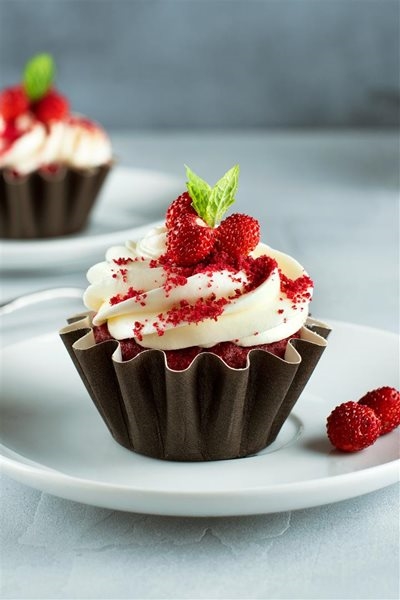 Tea time treat: Moist red velvet cupcakes