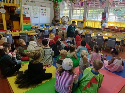 Landbouskool deel 100 jaar van Afrikaans met kleingoed