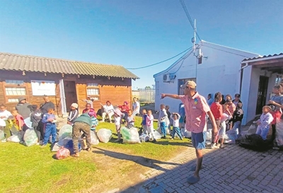 Threads of kindness woven at Delia's