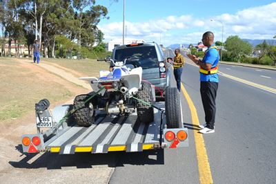 Polisie begin 16 dae teen gesinsgeweld