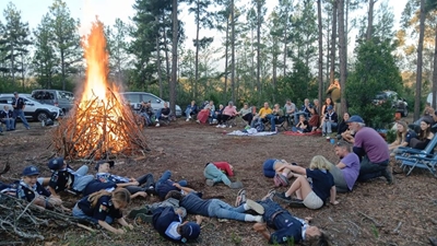 Plett scouts hold bonfire celebration