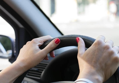 Motoring safety tips for WOMEN