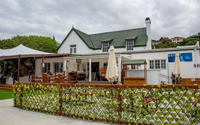 One full year of Knysna Deli