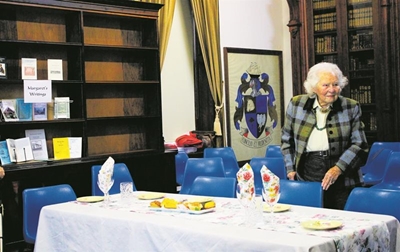 Library pays tribute to Parkes' lifelong work