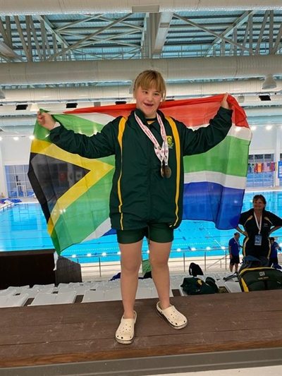 Minke en Savanna maak George en SA trots