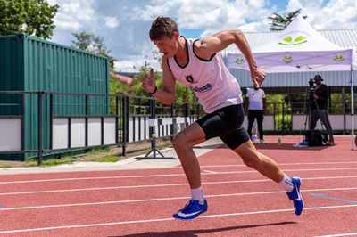 Cambridge and Queen's shine in EC, qualifying for Track and Field National Final