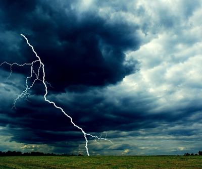 Weather warning: Thunderstorms and damaging winds