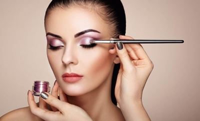 How to pull off colourful makeup when you’re only used to neutrals