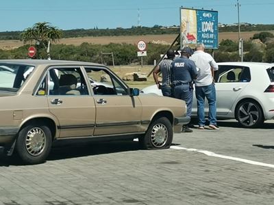 Two suspects arrested after attempted cash in transit robbery at Engen garage near Mossel Bay on 6 December