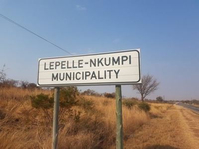 People don’t have water, but municipality throws R563k party
