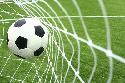 Footballer collapses from heart attack during game in Norway 