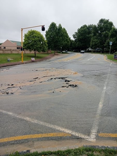 Sinkhole worry merely a burst pipe