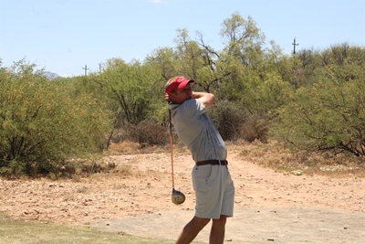 Swart wen Oudtshoorn-gholftoernooi