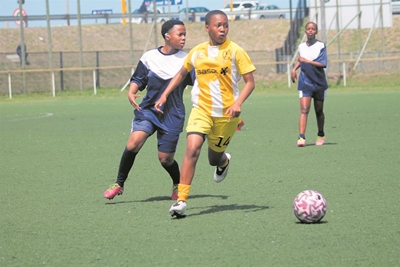 Southern Stars women cruise to convincing victory