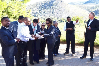Regter besoek skool wat dalk moet sluit