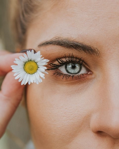 5 makeup mistakes to avoid in summer