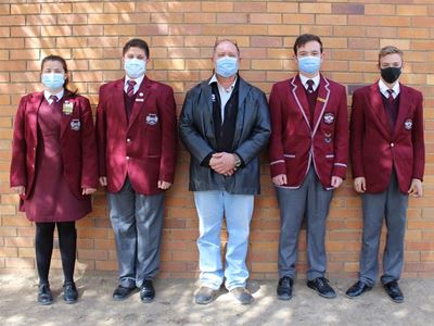 Volkskool-leerders haal boogskietspanne