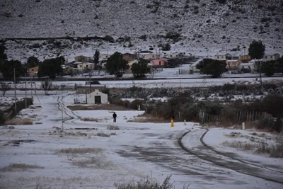 Some snow for the Sneeuberg mountains