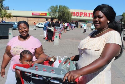 Shoprite-ry vat die koek