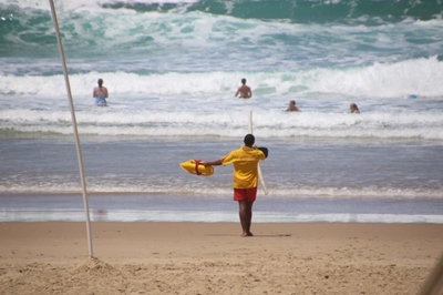Three saved from Wilderness beach