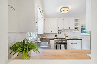 Ways to make the most of a tiny kitchen