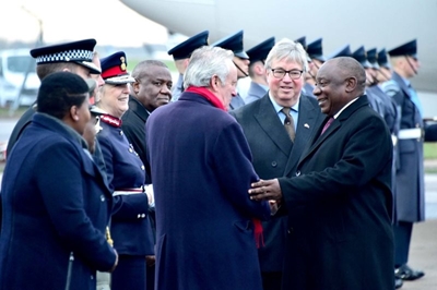 Ramaphosa ‘drinking tea with King Charles, South Africans can’t boil a kettle’