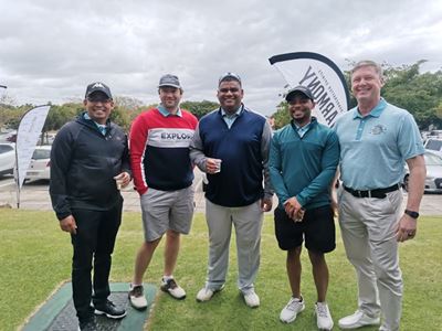 Mayoral golf day starts in cool, cloudy weather