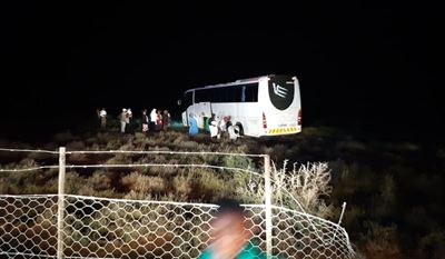 4 injured in bus accident