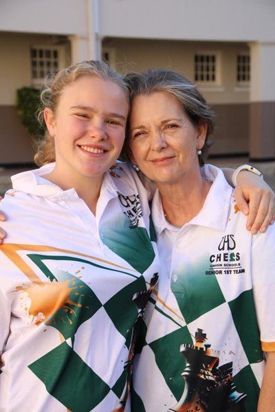 Hanli Rose-Innes retires